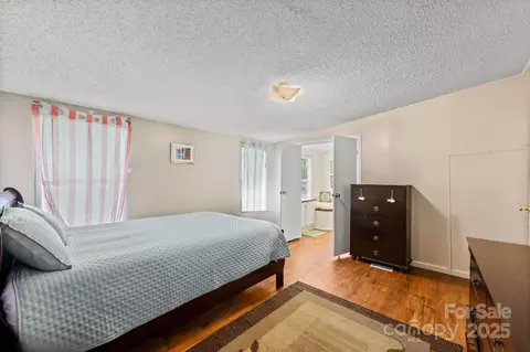 Bedroom - 1106 3rd Sw Ave SW, Hickory, NC 28602 photo 2 of 4