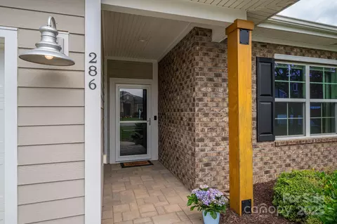 286 Hemlock Bluff Ct, Denver, NC 28037 photo 3
