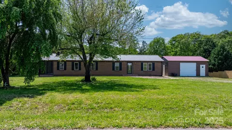 4815 Rifle Range Rd, Conover, NC 28613