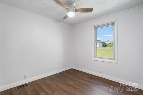 Bedroom - 4815 Rifle Range Rd, Conover, NC 28613 photo 2 of 2