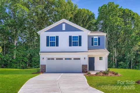2106 Columbidae Ln, Gastonia, NC 28052