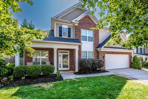 219 Pleasant Grove Ln, Mooresville, NC 28115
