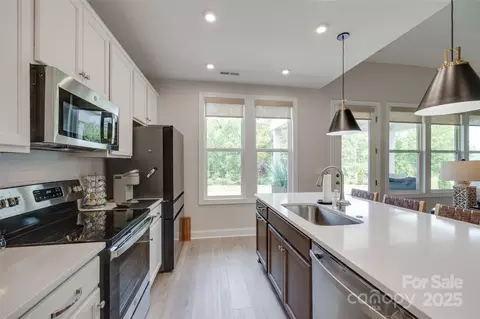Kitchen - 3029 Trace Meadow Ct, York, SC 29745 photo 3 of 4