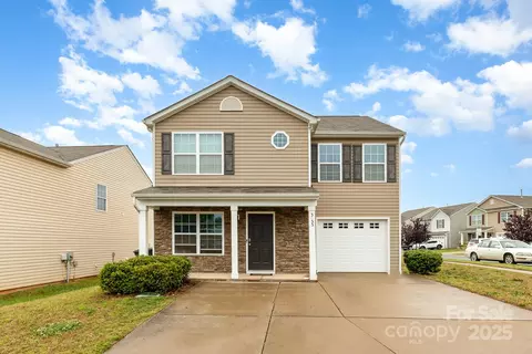 3033 Green Apple Dr, Dallas, NC 28034