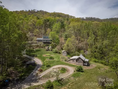 Haw Creek Circle, Asheville, NC 28805