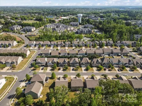View/Area - 1356 Rainier Dr, Fort Mill, SC 29708 photo 4 of 5