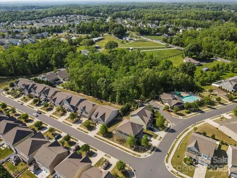 View/Area - 1356 Rainier Dr, Fort Mill, SC 29708 photo 1 of 5