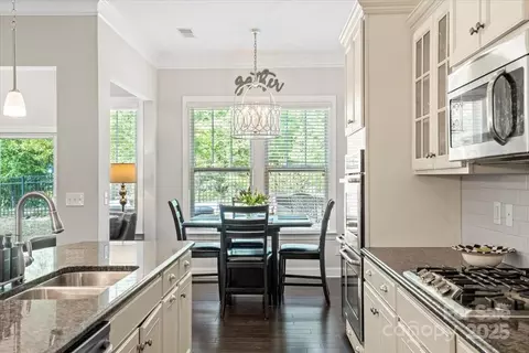 Kitchen - 1356 Rainier Dr, Fort Mill, SC 29708 photo 5 of 5