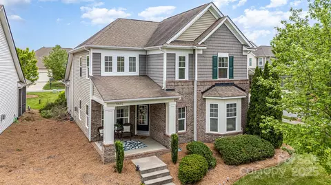 9802 Sky Vista Dr, Huntersville, NC 28078