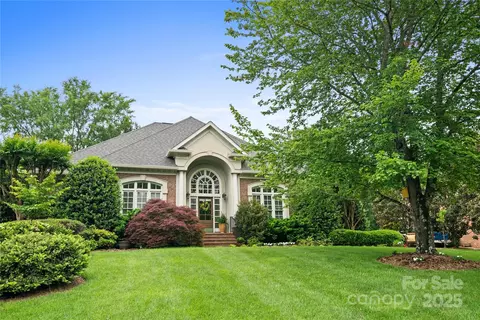 3420 Maryhurst Ln, Charlotte, NC 28226