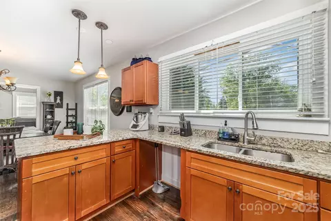 955 E 13th St, Kannapolis, NC 28083 photo 10