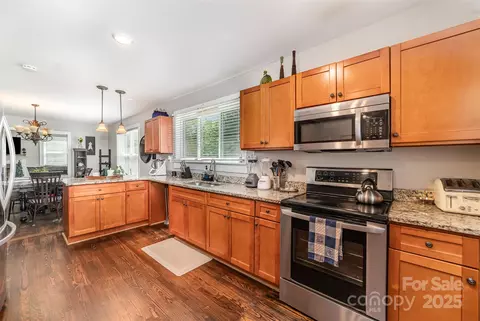 955 E 13th St, Kannapolis, NC 28083 photo 8