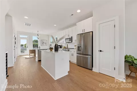 138 Red Azalea 24 Ln #24, Charlotte, NC 28217