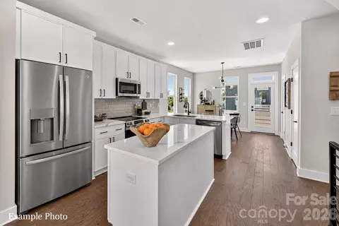 554 Rountree 12 Rd #12, Charlotte, NC 28217