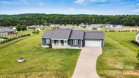 3615 Kimber Ln, Sherrills Ford, NC 28673