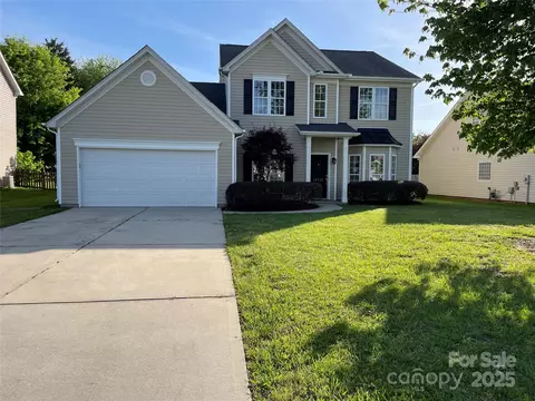 10923 Amherst Glen Dr, Charlotte, NC 28213