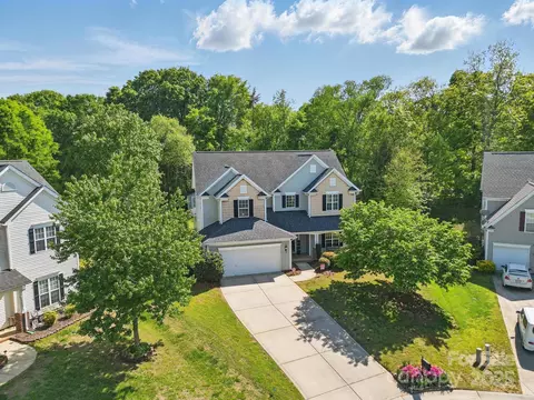 4853 Walnut Grove St, Harrisburg, NC 28075