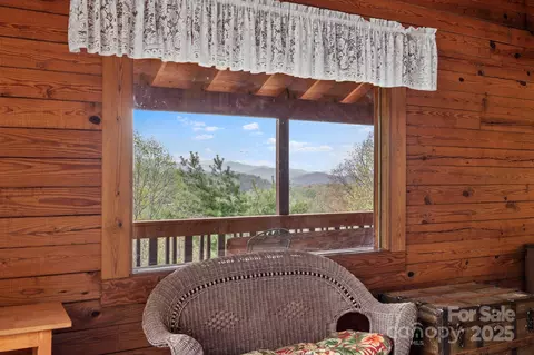 689 Osborne Rd, Clyde, NC 28721 photo 10