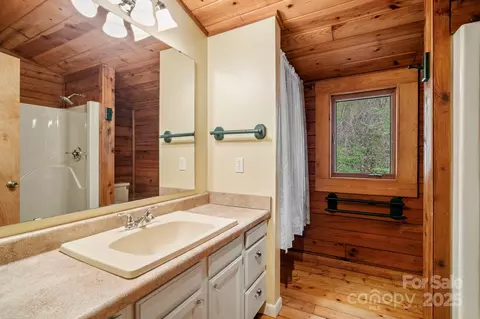 689 Osborne Rd, Clyde, NC 28721 photo 28