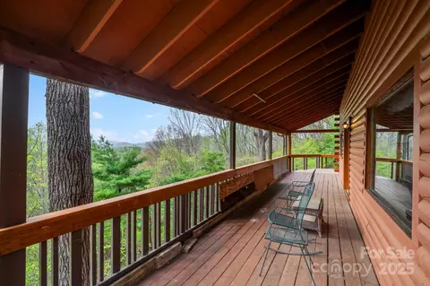689 Osborne Rd, Clyde, NC 28721 photo 5