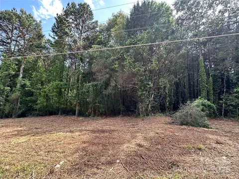 Seven Oaks Lane, Statesville, NC 28677