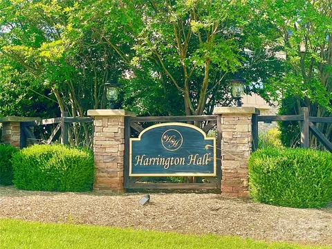 2811 Harrington Pl, Waxhaw, NC 28173