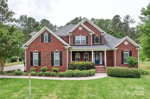 5038 Gatsby Cir, Rock Hill, SC 29732