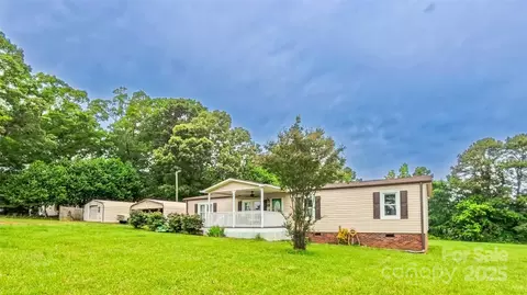8140 Karriker Rd, Kannapolis, NC 28081