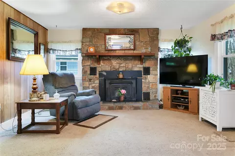 Living - 128 Summit Ave, Brevard, NC 28712 photo 2 of 5