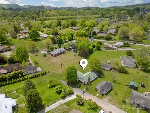 View/Area - 128 Summit Ave, Brevard, NC 28712 photo 2 of 4
