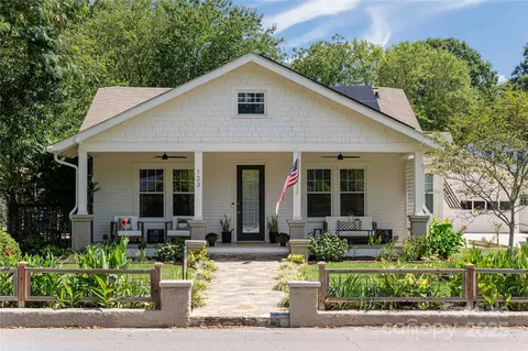 123 N Main St, Weaverville, NC 28787