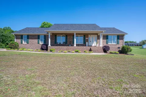 118 Sir Gregory Dr, Shelby, NC 28152