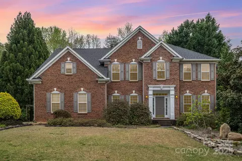2620 Shady Reach Ln, Charlotte, NC 28214