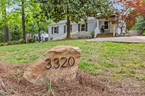 3320 Eastwood Dr, Charlotte, NC 28205