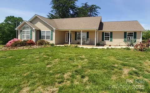 6454 Sain Milling Rd, Vale, NC 28168