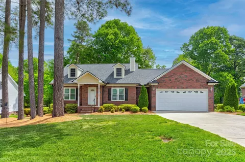 8819 Erbach Ln, Mount Pleasant, NC 28124