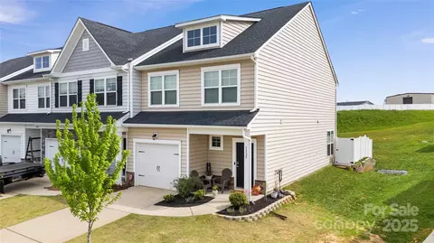 3828 Yorkshire Pl, Terrell, NC 28682