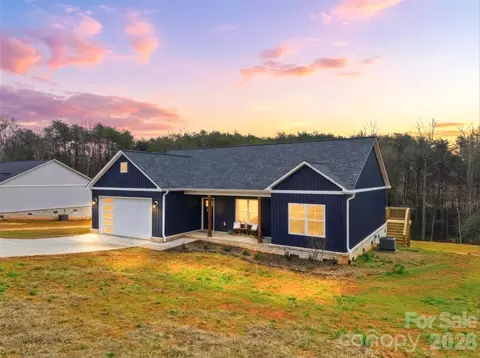 85 Cornerstone Dr, Taylorsville, NC 28681
