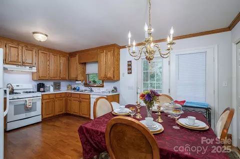 808 6th Sw Ave SW, Conover, NC 28613 photo 7