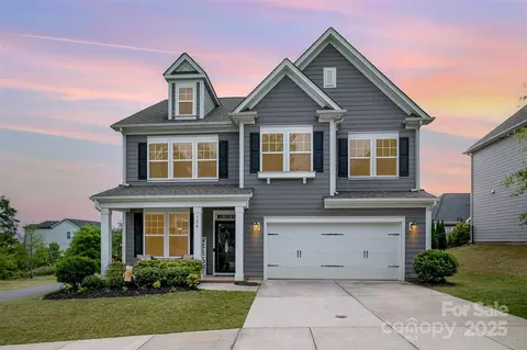 124 Cramerton Mills Pkwy, Cramerton, NC 28032