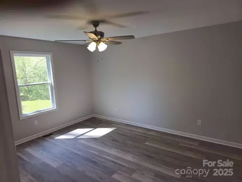 Bedroom - 901 3rd St, Spencer, NC 28159 photo 3 of 6