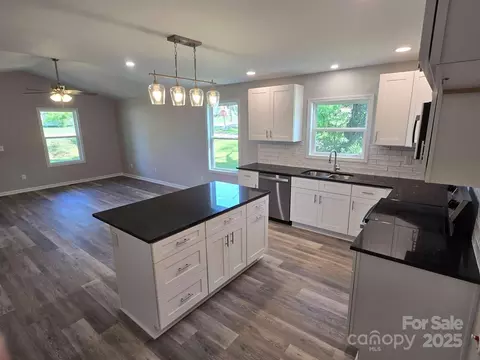 Kitchen - 901 3rd St, Spencer, NC 28159 photo 4 of 4