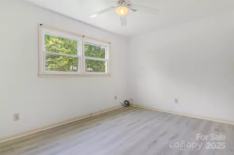 2649 Tiffany St, Conover, NC 28613 photo 17