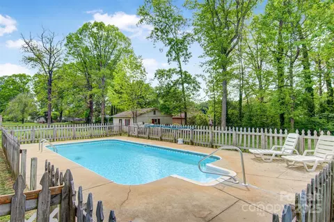 2649 Tiffany St, Conover, NC 28613 photo 32