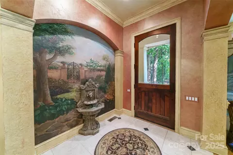 Entry Way - 3400 Baucom Manor Rd, Monroe, NC 28110 photo 2 of 3