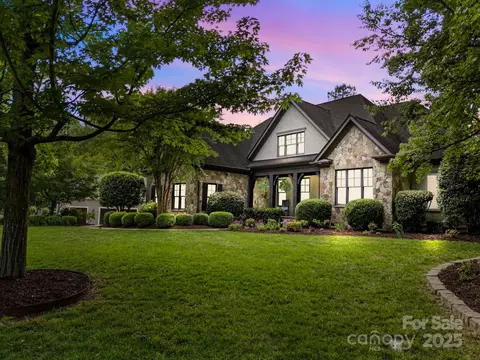 21305 Sandy Cove Rd, Cornelius, NC 28031