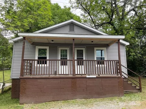215 Mahan Sw St SW, Concord, NC 28025