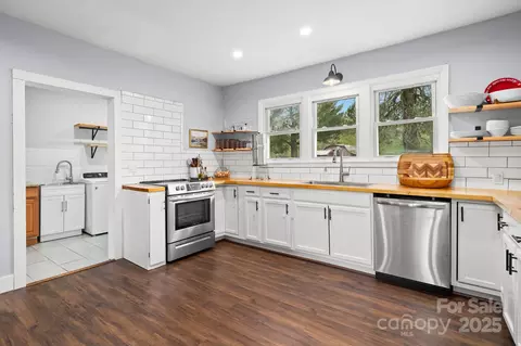 Kitchen - 258 Roper Rd, Flat Rock, NC 28731 photo 2 of 3