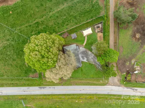 View/Area - 258 Roper Rd, Flat Rock, NC 28731 photo 1 of 1