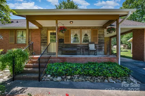 3624 Delgany Dr, Charlotte, NC 28215